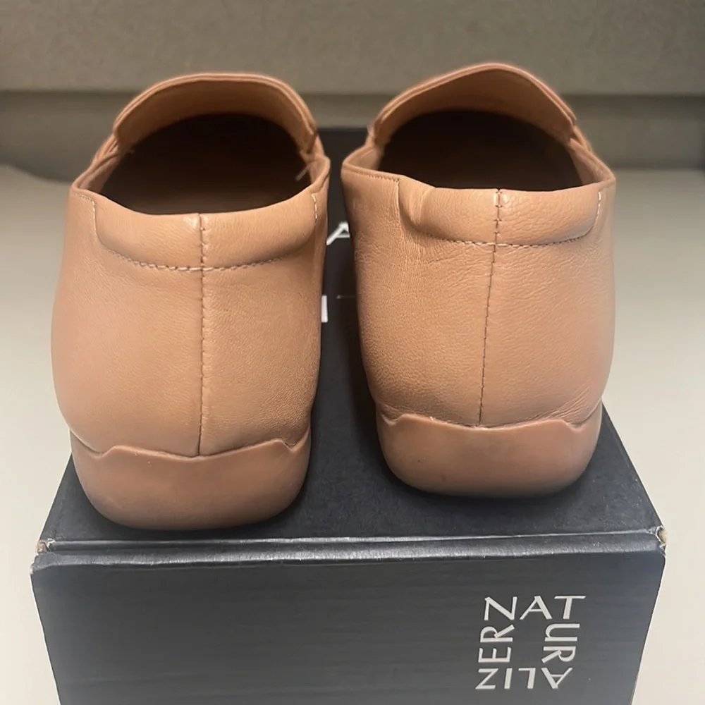 Naturalizer Genn Flow Leather Flat- Size 7.5